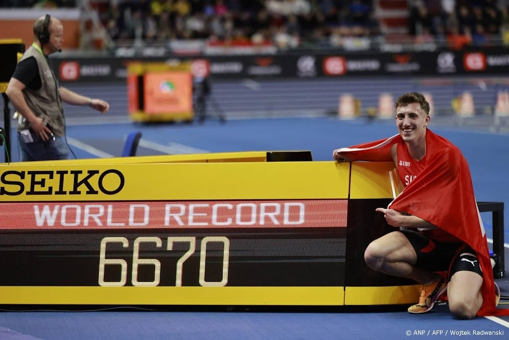 Ehammer wint goud zevenkamp met wereldrecord, Tesselaar zevende