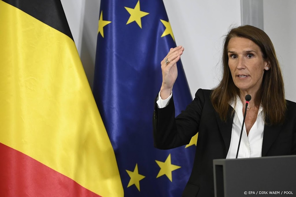 Belgische buitenlandminister legt werk neer