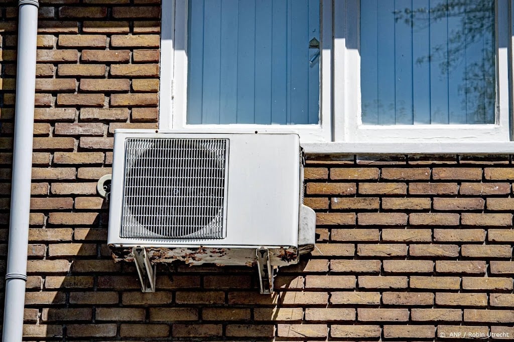 IEA: minder gebruik airco en rij langzamer tegen Russische olie 