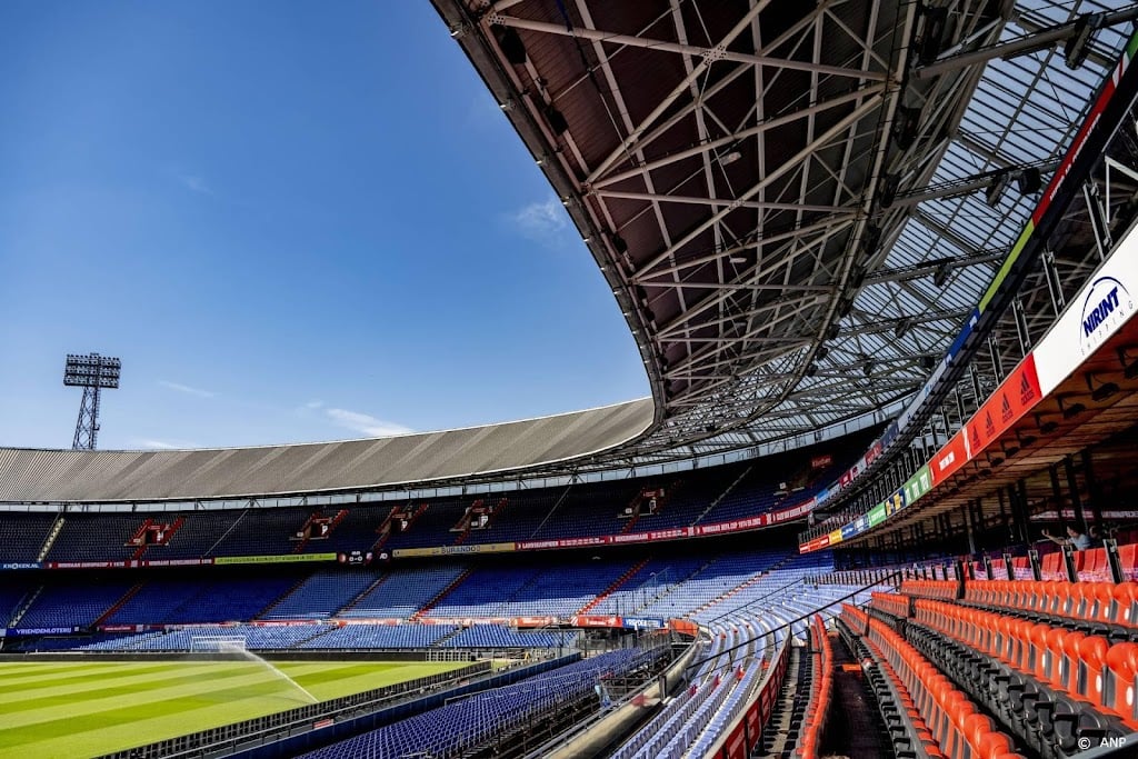 Feyenoord krijgt boete en mag Marseille in volle Kuip ontvangen 