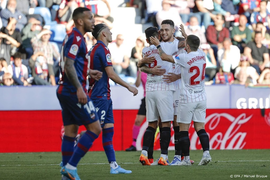 Sevilla naar tweede plaats na winst bij Levante
