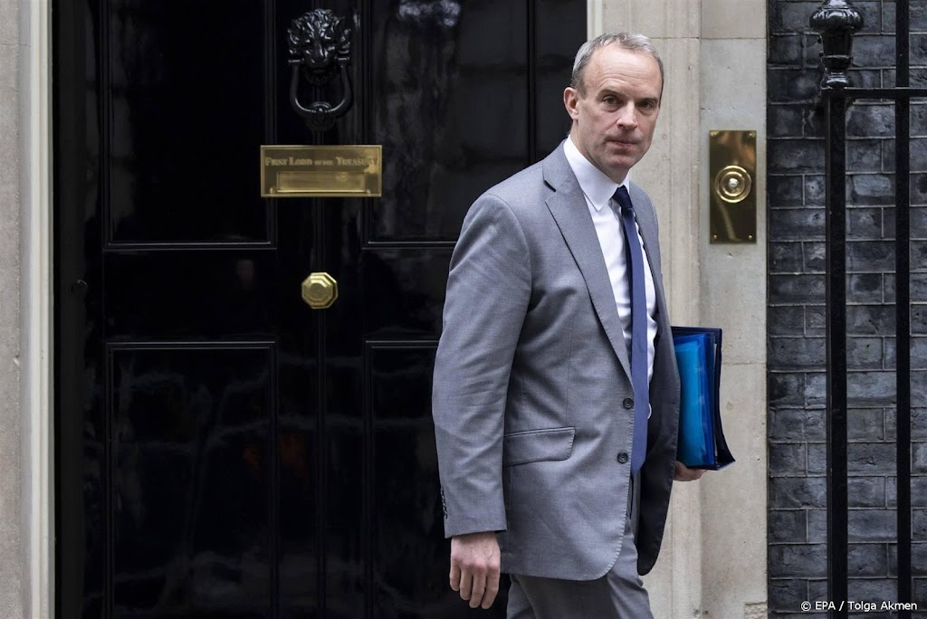Britse vicepremier Raab stapt onder protest op vanwege pestgedrag