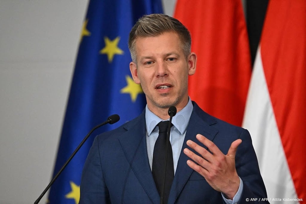 EU-buitenlandministers hopen op nieuwe wind na vertrek Orbán