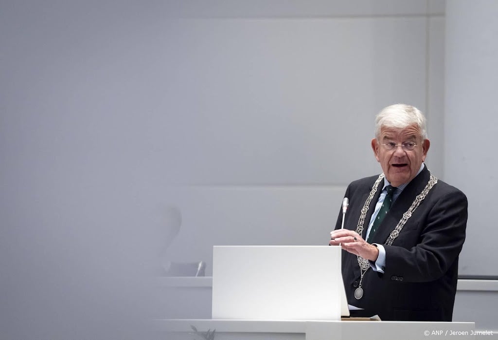 Rechtbank: Van Zanen mocht actie PvdD niet beperken tot 10 mensen