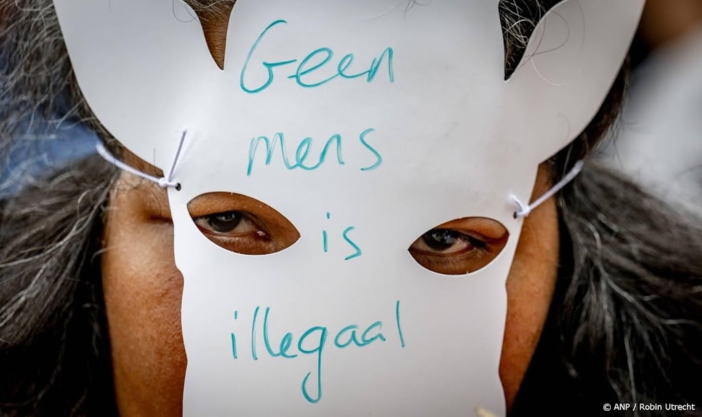 Rode Kruis opgelucht dat illegaliteit niet strafbaar wordt