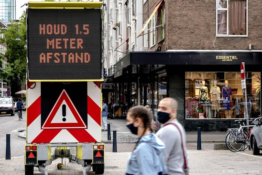 Na vaccinatie minder bereidheid om coronaregels na te leven 