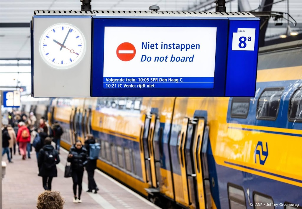 ProRail: maandag weer gewoon treinverkeer Rotterdam Centraal