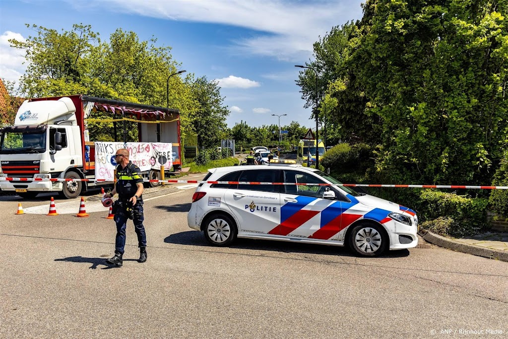 Voetbalclub Yerseke rouwt na ongeluk met kampioenswagen