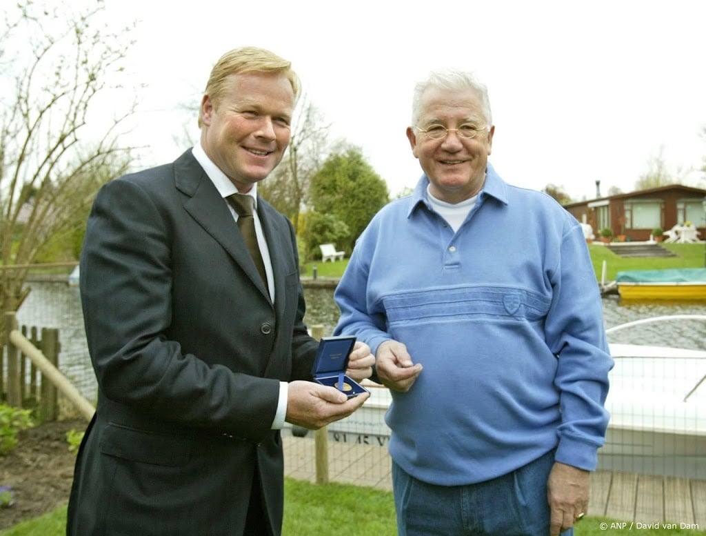 Nol de Ruiter (85) overleden, assistent-bondscoach bij EK 1988