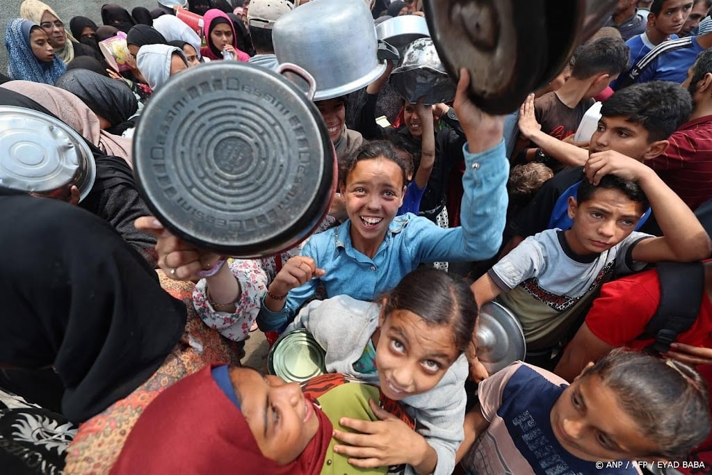 Israël zegt 100 trucks te hebben toegelaten tot Gaza 