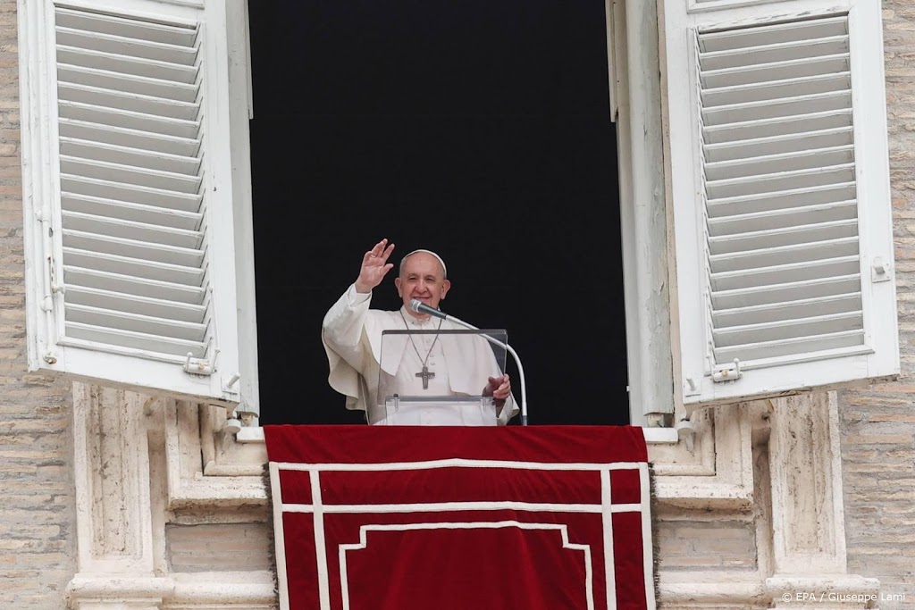 Paus ontvangt gevangenen thuis in Vaticaanstad