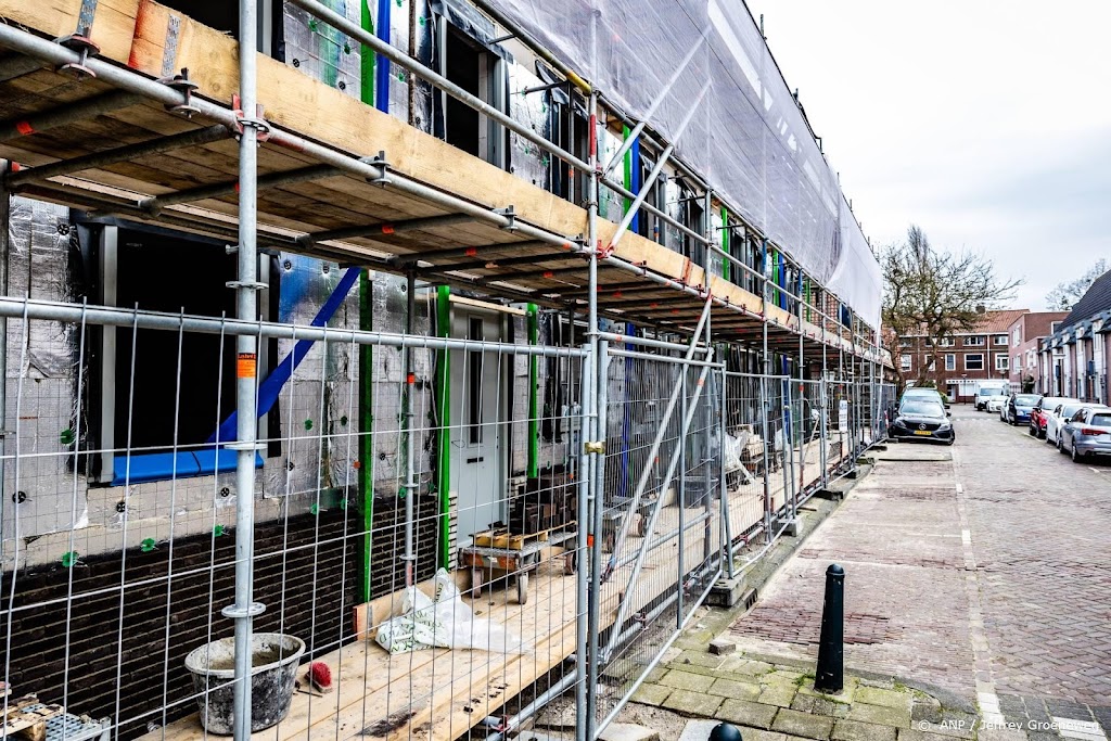 Corporaties en bouwers bieden aan snel 10.000 woningen te bouwen