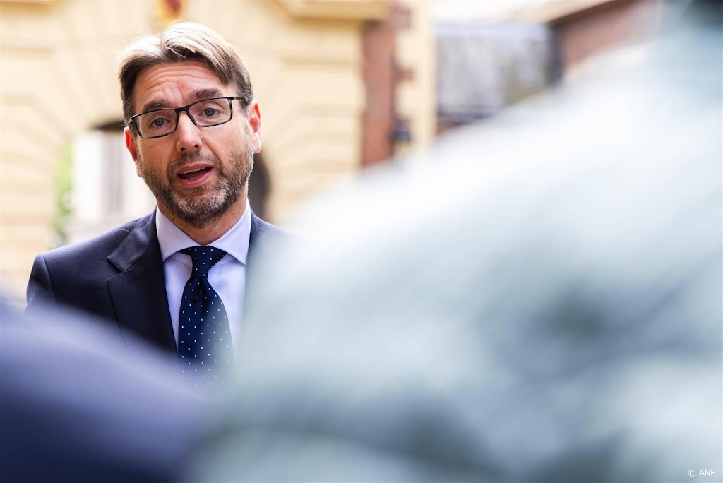 Financiënminister blij dat bunq fraudeslachtoffers compenseert