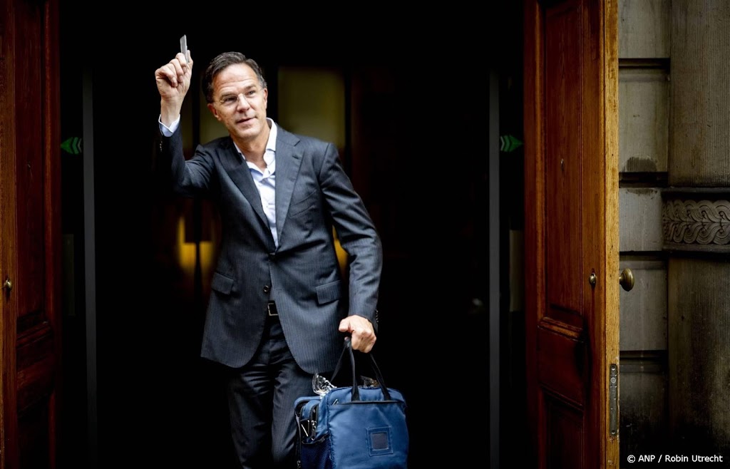 Rutte begint met 'weemoed en emotie' aan laatste ministerraad