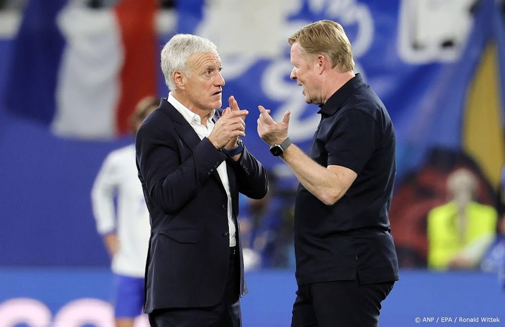Bondscoach Koeman snapt niet dat doelpunt van Simons is afgekeurd