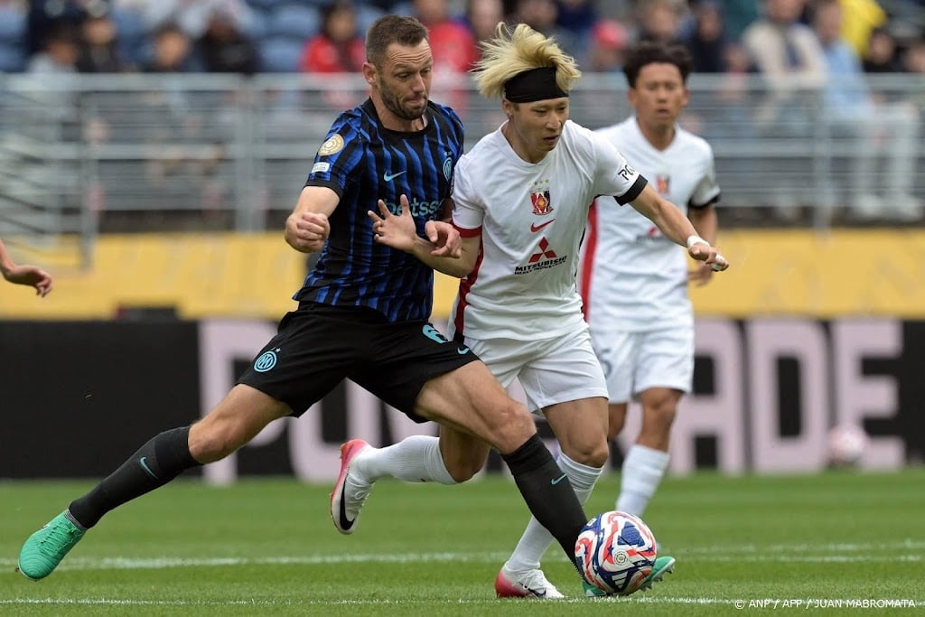 Trainer Chivu en De Vrij winnen met Inter op WK voor clubs 