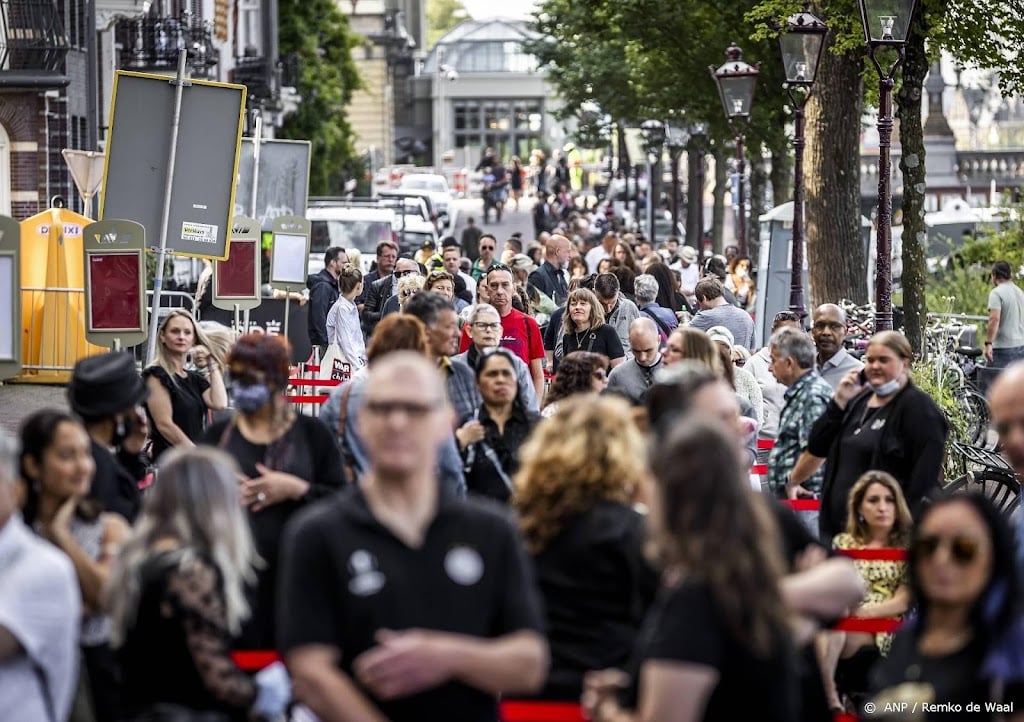 Deuren Carré open voor afscheid Peter R. de Vries