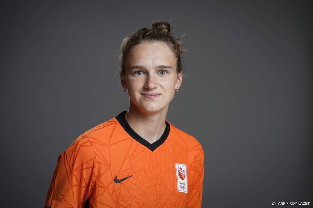Voetbalsters openen Spelen met zege van 10-3 op Zambia