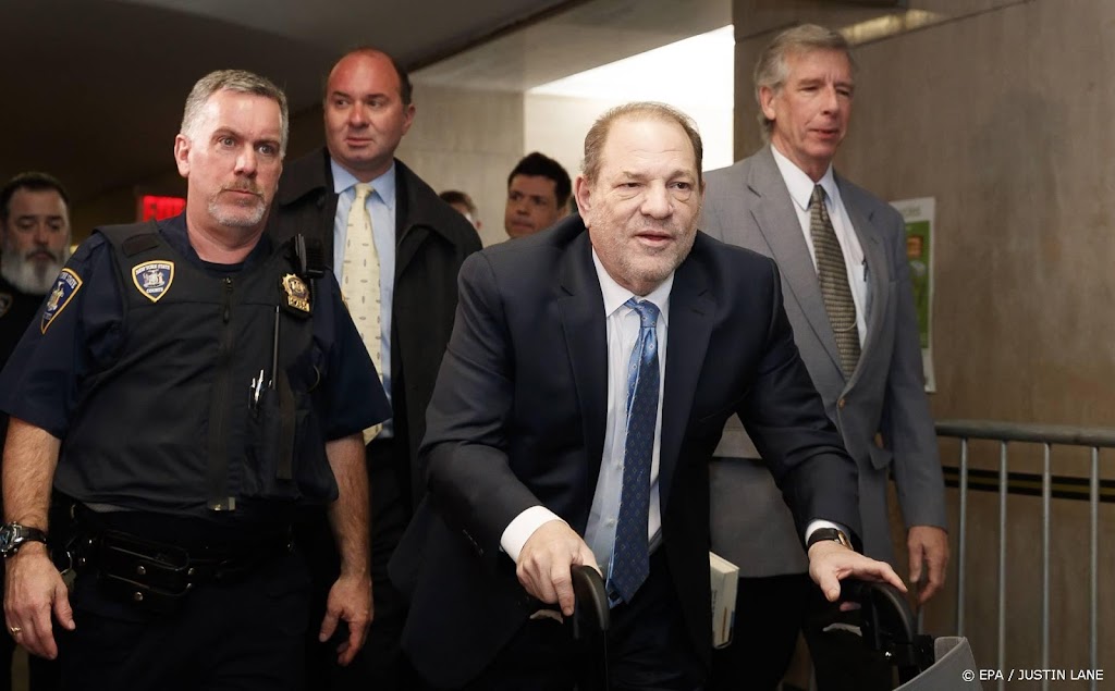 Harvey Weinstein bepleit onschuld in nieuw misbruikproces