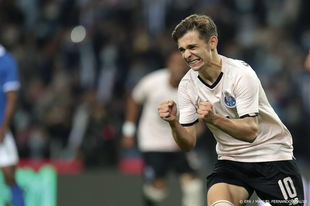 Ajax bevestigt komst van Portugese aanvaller Conceição 