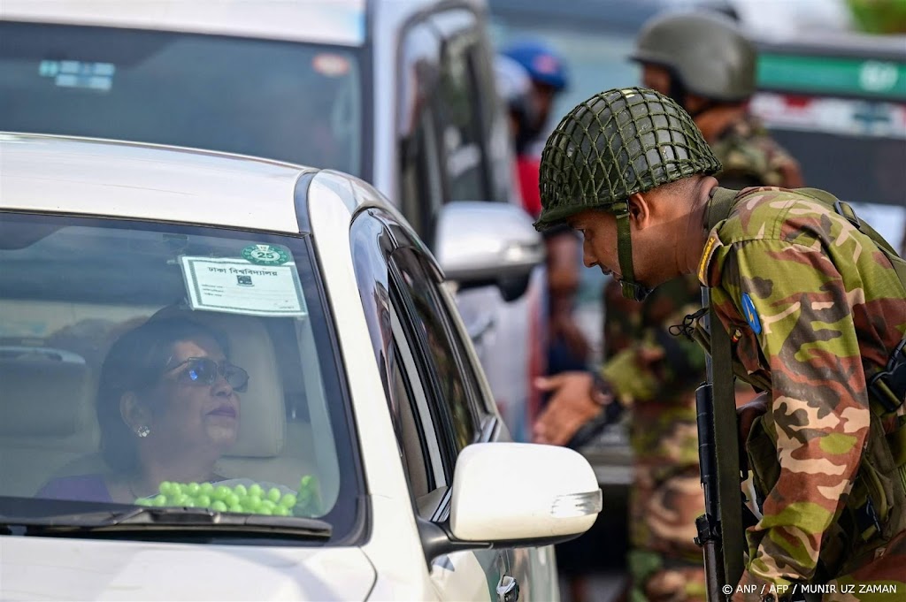 Opperrechters Bangladesh geven enig gehoor aan massale protesten