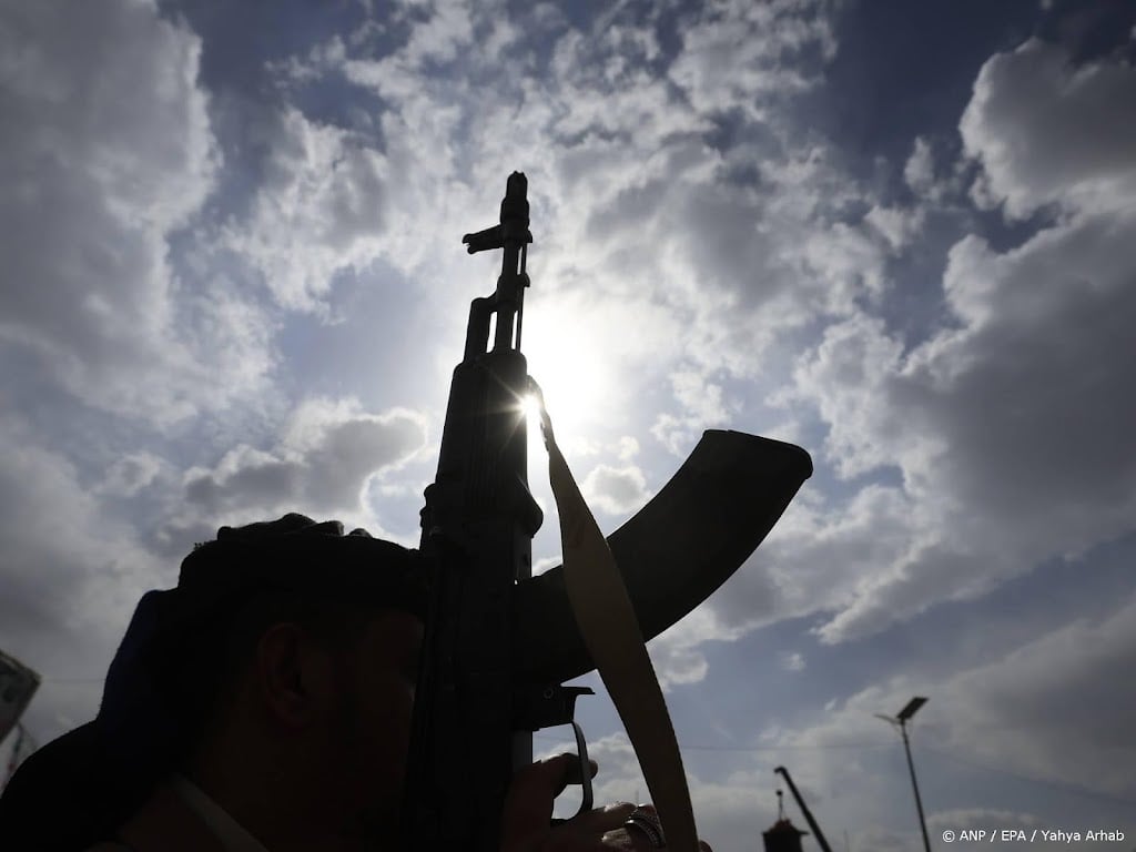 Houthi's bedreigen schepen die naar Saudische havens varen