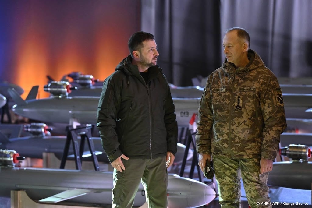 Oekraïense president Zelensky ontslaat legerleider Syrsky