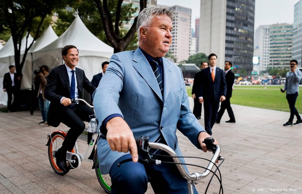 Hiddink gaat de nationale voetbalploeg van Curaçao coachen