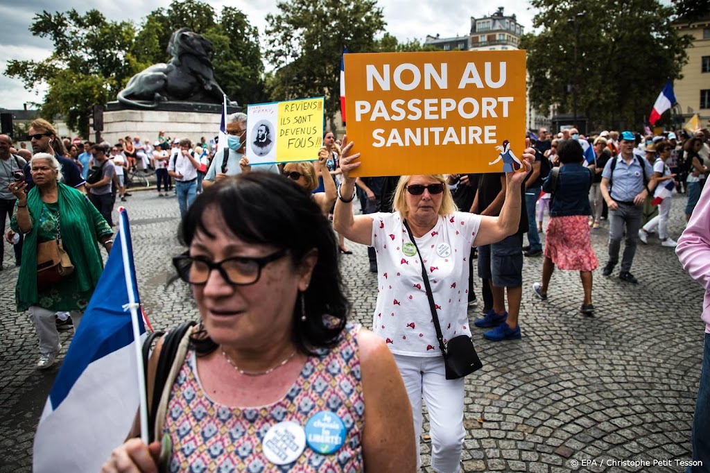 Opkomst Franse betogingen tegen coronabeleid brokkelt af