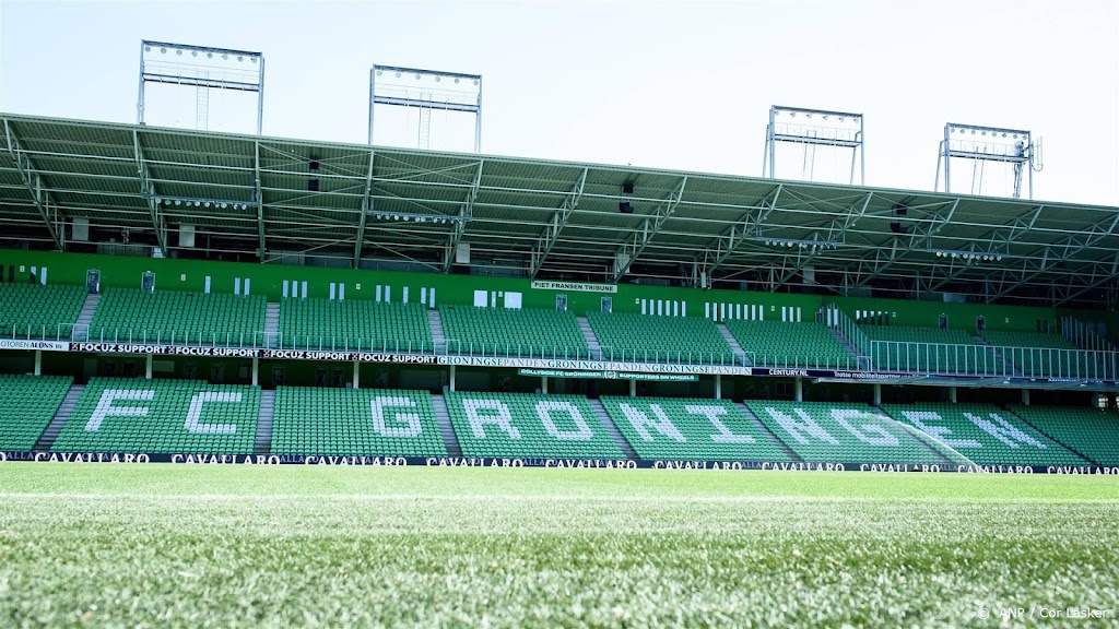 Jong FC Utrecht bezorgt FC Groningen eerste nederlaag