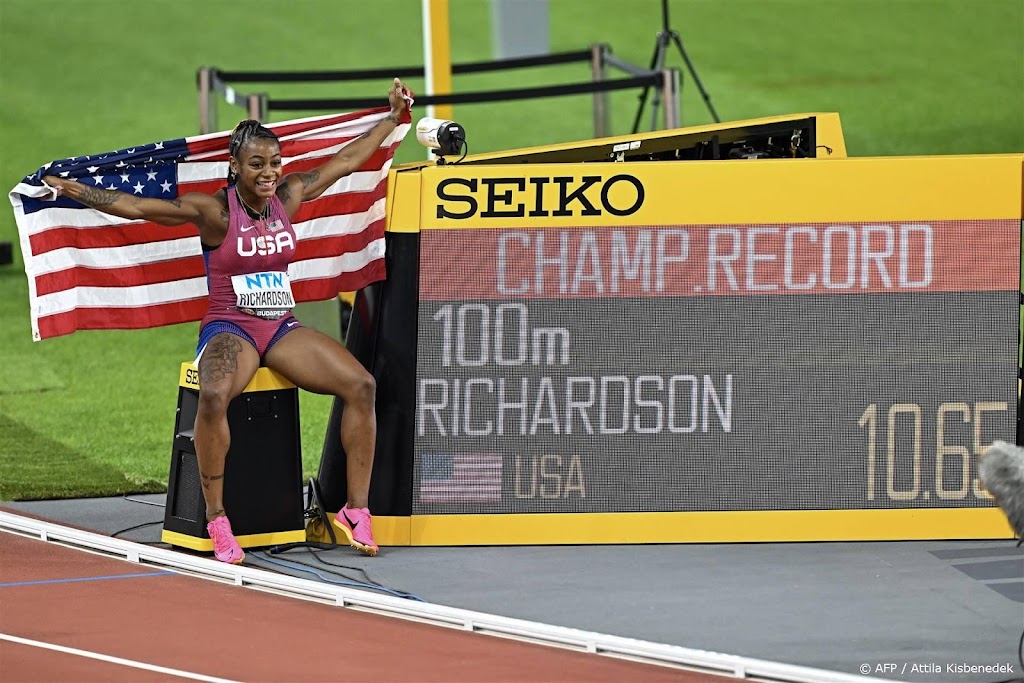Richardson houdt Fraser-Pryce af van zesde WK-goud op 100 meter