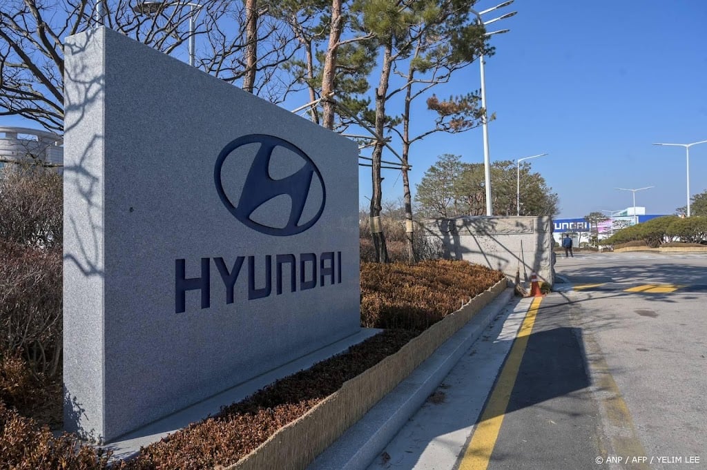 Koreaanse werknemers Hyundai staken voor het eerst in tien jaar