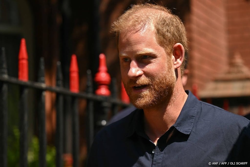 Prins Harry en andere klagers moeten Daily Mail 9 miljoen betalen