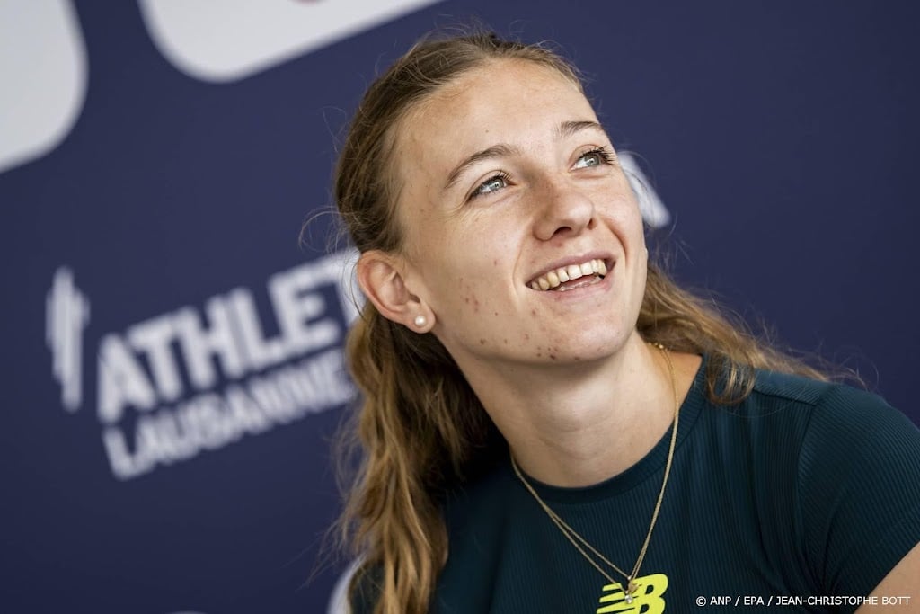 Broeders-Bol verbetert op 800 meter Nederlands record Van Langen