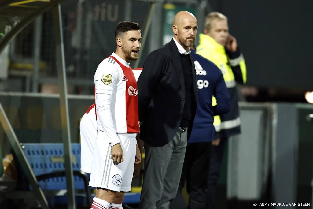 Coach Ten Hag ziet Ajax nog te veel kansen missen 