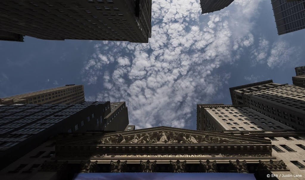 Wall Street begint licht hoger aan belangrijke Fed-dag