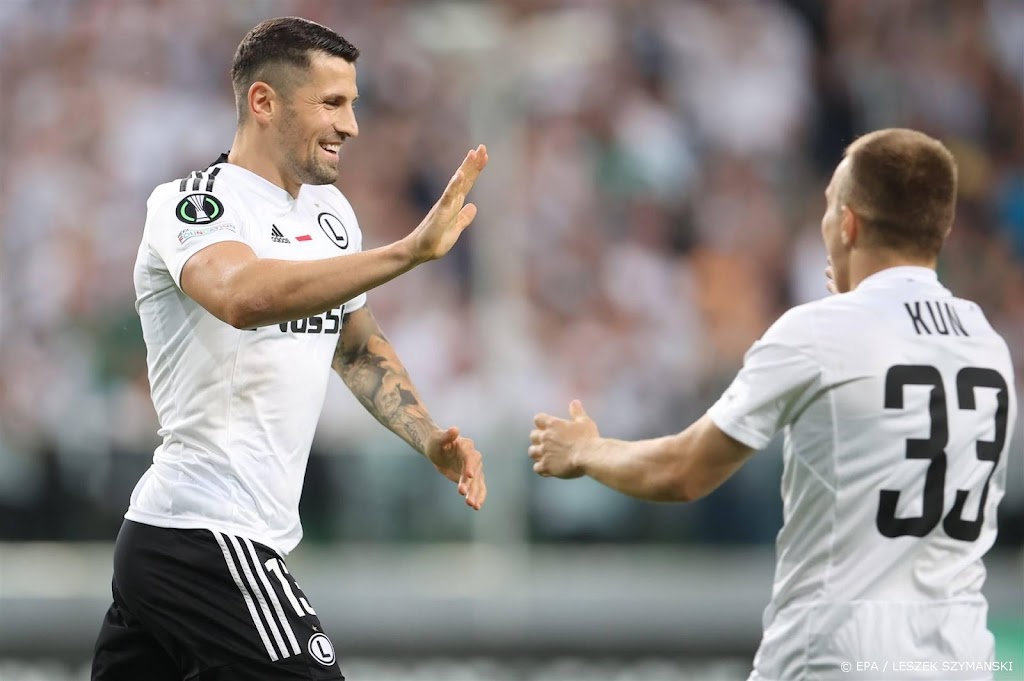 Legia Warschau klopt Aston Villa in poule met AZ