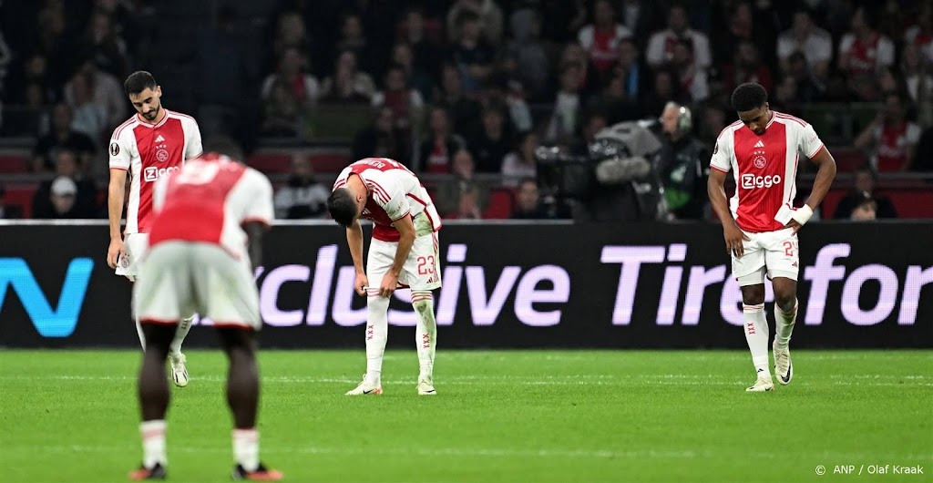 Geplaagd Ajax begint Europa League met gelijkspel tegen Marseille