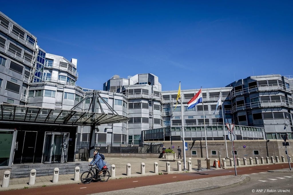 CTIVD: beheersing AI bij diensten loopt achter bij ontwikkeling