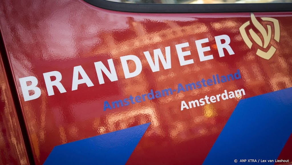 Vluchtelingen kunnen hotel in Amsterdam weer in na brand