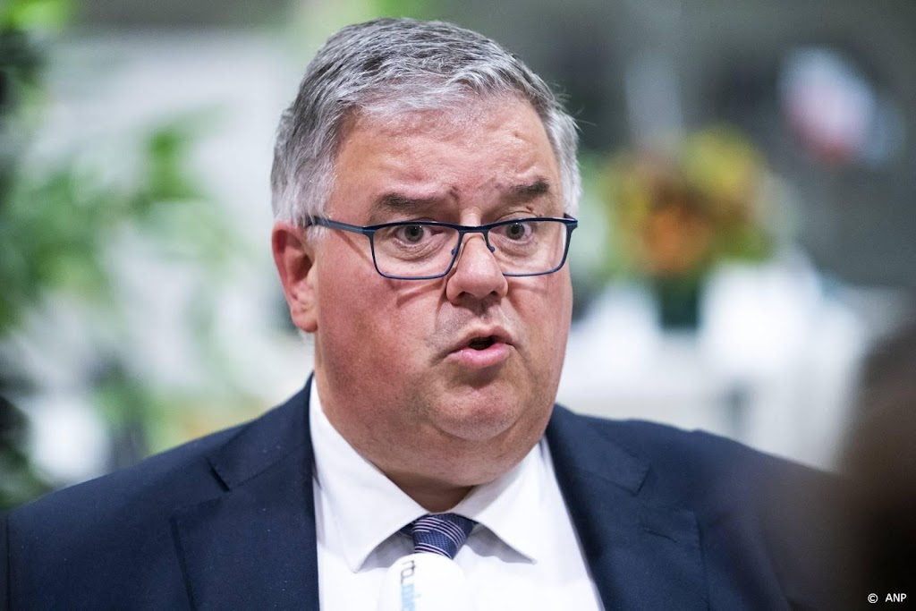 Burgemeesters buitengewoon teleurgesteld over uitblijven asielwet