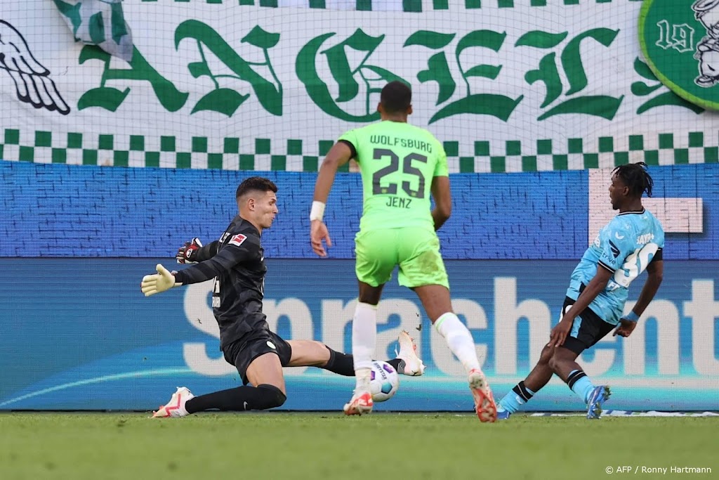 Frimpong scoort opnieuw voor winnend Leverkusen 