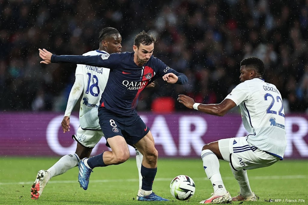 Paris Saint-Germain met ruime cijfers langs Strasbourg
