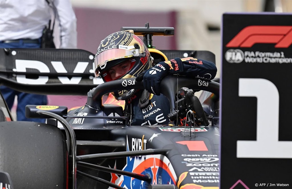Verstappen wint sprint-shootout in Austin ondanks pirouette 