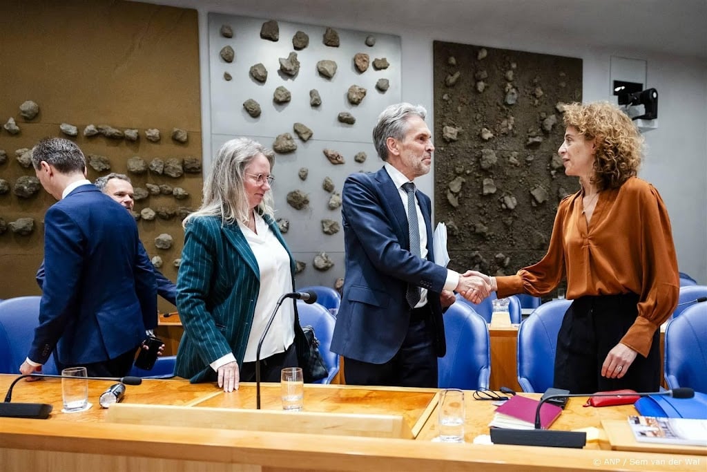 Vicepremiers wachten onderhandelingen asiel af in 'spannende week'