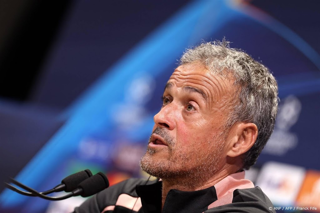 Trainer Enrique van PSG 'erg optimistisch' voor CL-duel met PSV