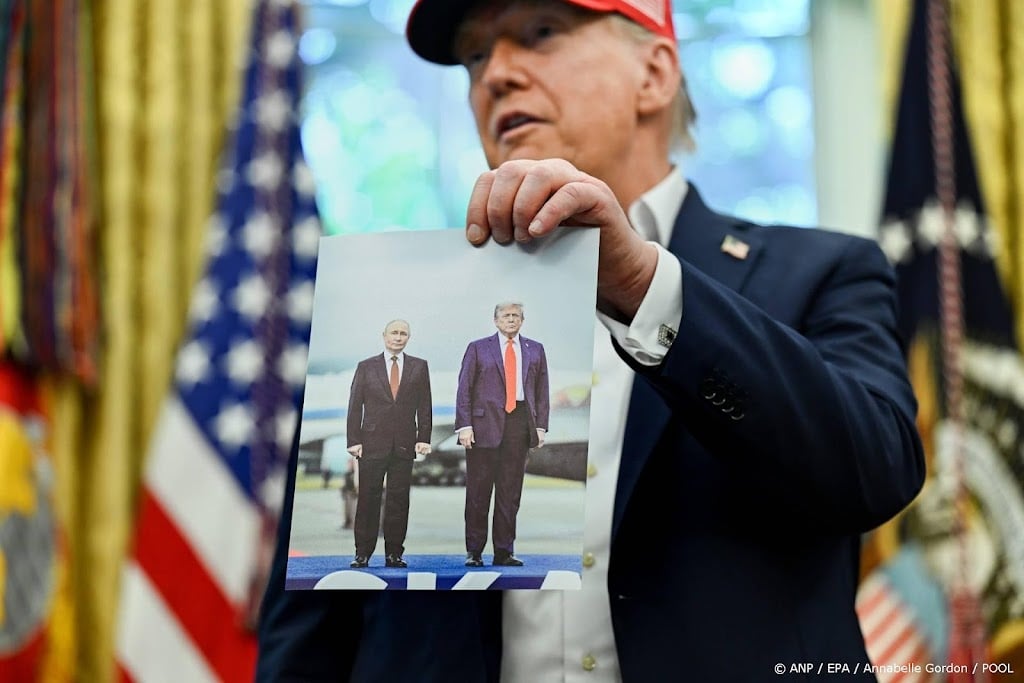 Kremlin: nog geen datum voor ontmoeting Poetin en Trump