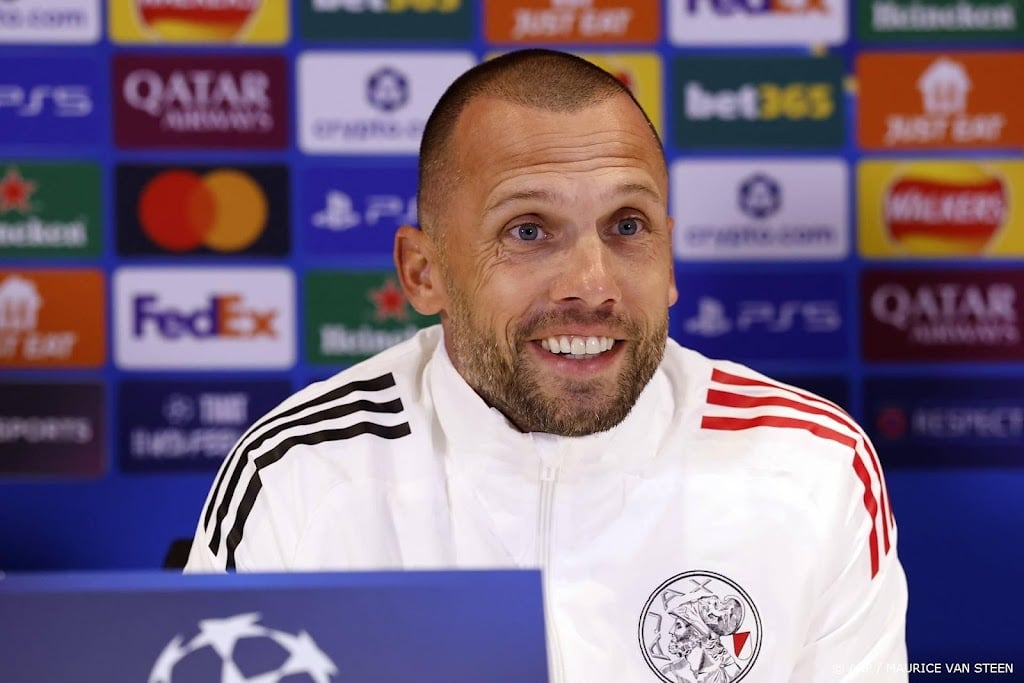 Heitinga houdt rekening met competitie tijdens duel met Chelsea