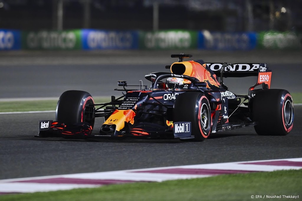 Verstappen tweede in Qatar achter Hamilton en blijft leider WK 