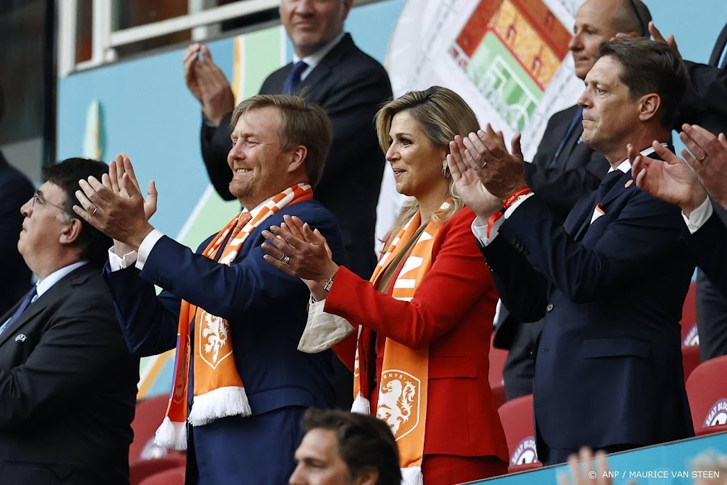Koningspaar wenst Nederlands elftal 'sportief en spannend' WK